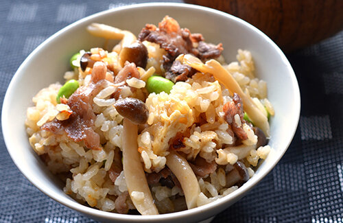 【にこにこレシピ】古米を美味しく！牛肉ときのこの炊き込みご飯